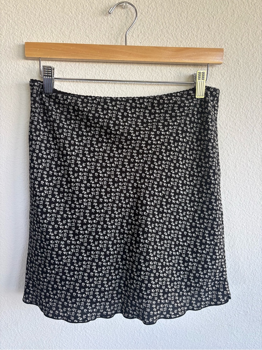 Brandy Melville Black Mini Skirt with White Ditsy Floral